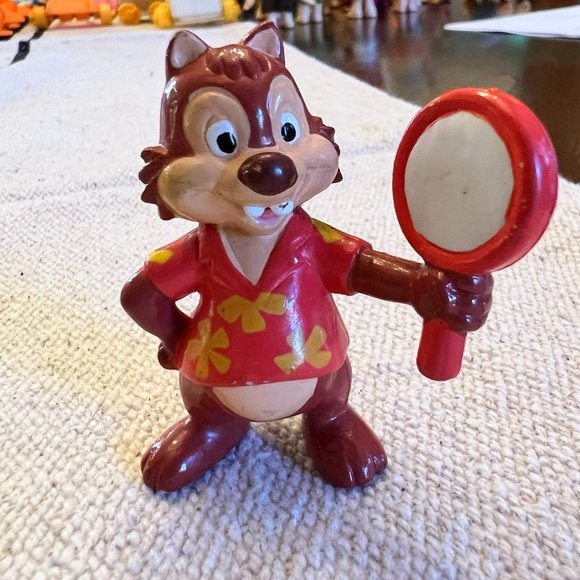 Disney PVC Figure - Dale from Rescue Rangers with magnifying glass 1990 - Picture 1 of 3